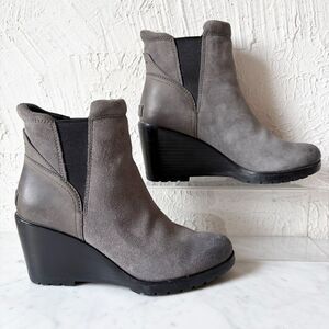 Sorel After Hours Chelsea Wedge Boots Women's 9 Gray Suede Ankle Booties NL2566